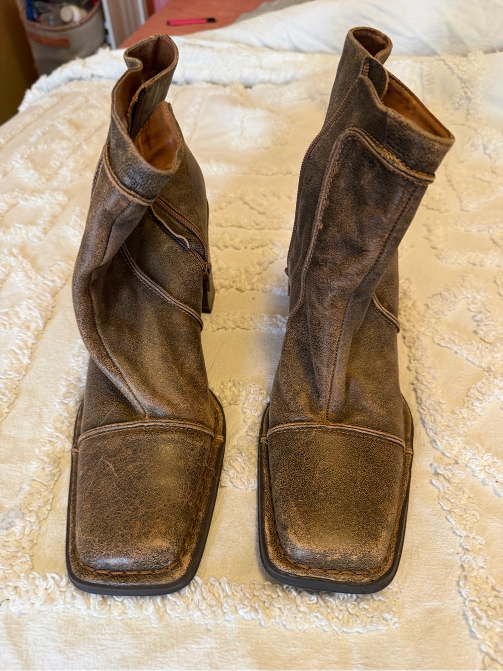 PAZZO vintage Distressed Brown Leather Square-Toe Heeled Boots